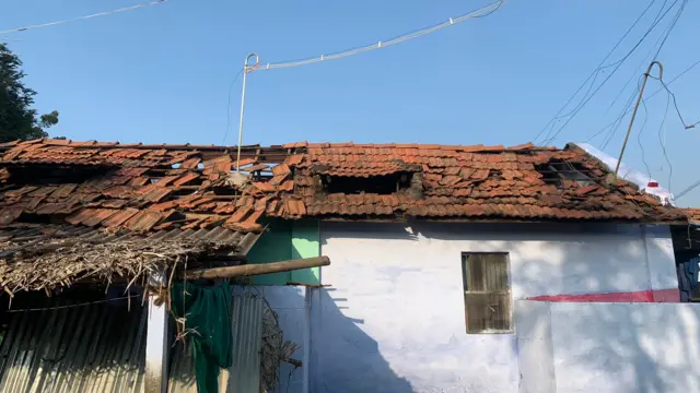 சேலம் பட்டாசு விபத்து: புத்தாண்டு விற்பனைக்கு வீட்டில் வைத்த பட்டாசு குடும்பத்தை பலி கொண்ட சோகம்