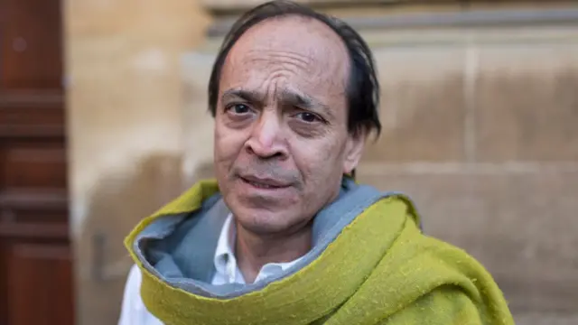 'আ স্যুটেবল বয়ে'র লেখক, ঔপন্যাসিক বিক্রম শেঠ