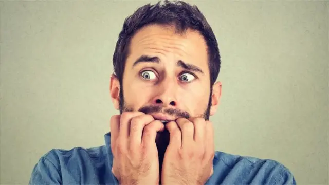 मानसिक आधाराची आपल्याला गरज आहे हे कसं ओळखायचं?