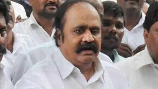 புகழேந்தி