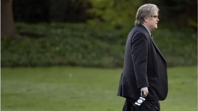 Бэннон уходит