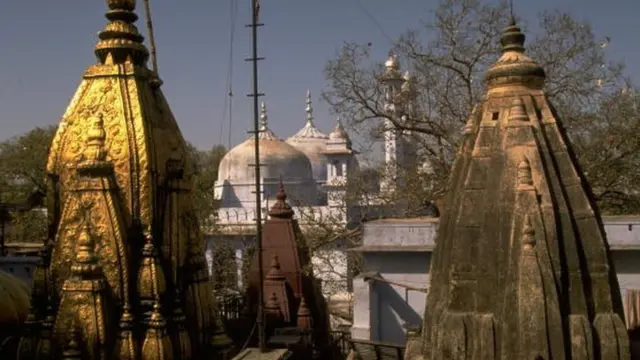 জ্ঞানবাপী মসজিদ।