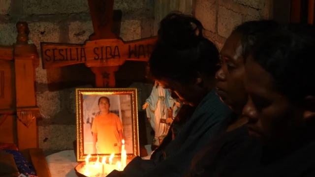 Keluarga berduka di rumah Sesilia.