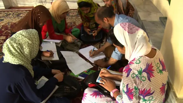 kashmir, school, curfew, strikes