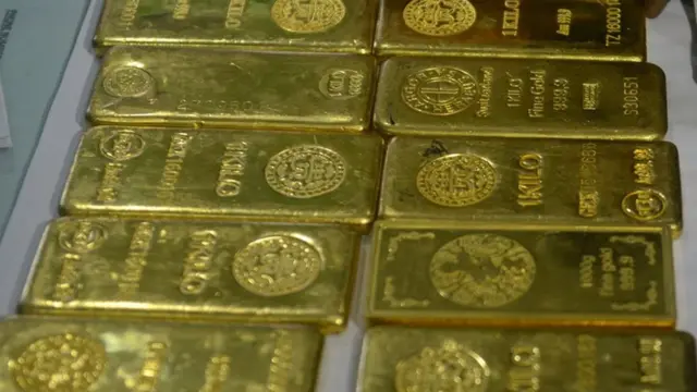 চার বছরে বিমানবন্দরে দেড় হাজার কেজির বেশি পরিমাণে স্বর্ণ আটক হয়েছে।