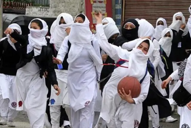 कश्मीरी लड़कियां