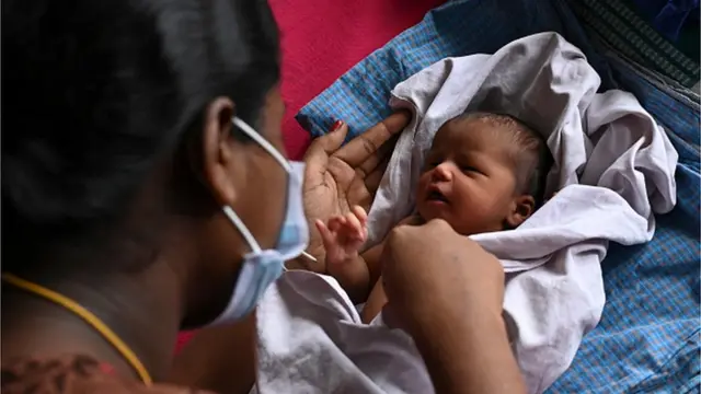 नवजात शिशु