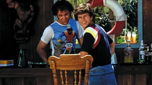 Glavni lik „Noći bugija" je Edi, mladi čistač u restoranu, koji će postati poznat kao Dirk Digler