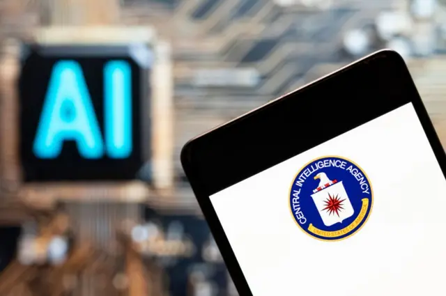 دستاویزات میں دعویٰ کیا گیا تھا کہ سی آئی اے نے آئی فونز، آئی پیڈز کو ہدف بنانے کے لیے خصوصی یونٹ قائم کیا تھا