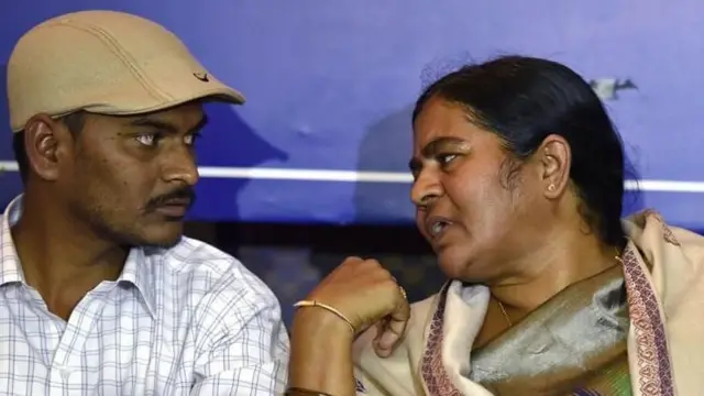 ਰੋਹਿਤ ਵੇਮੁਲਾ ਦੀ ਮਾਂ ਅਤੇ ਭਰਾ