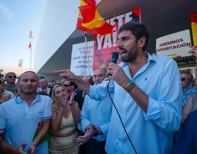 José Ángel Antelo num comício em Torre Pacheco.