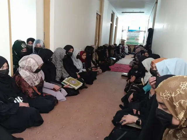 یک مدرسه مذهبی در بدخشان