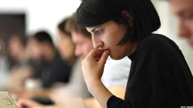 कर्मचारी