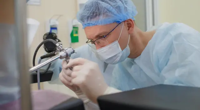 아스피린은 유전적으로 발병 위험이 높은 집단에서 대장암 발병 위험을 낮춰주는 것으로 추정된다