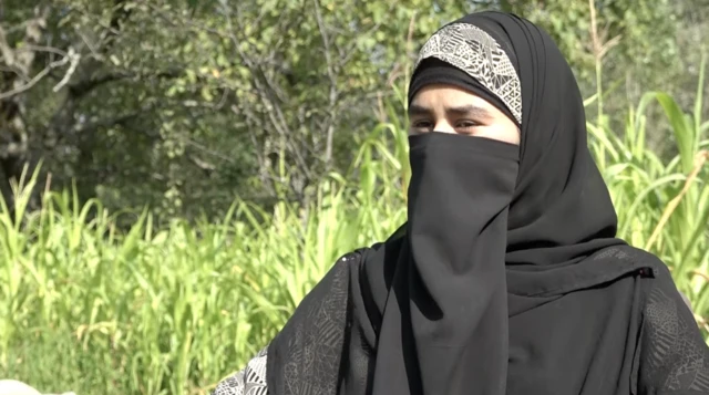 காஷ்மீர் கிராமத்தின் முதல் பெண் மருத்துவர்