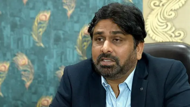 व्यवसायी रवि भूषण 