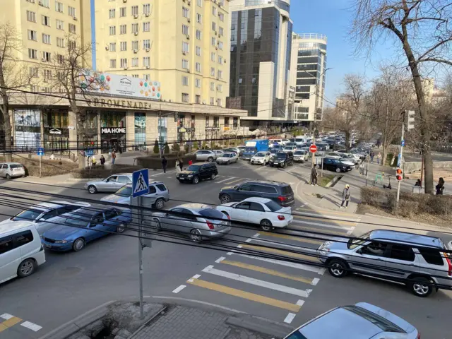 Токтогул көчөсүндөгү жол тыгыны