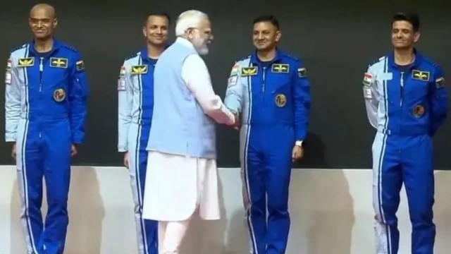 ਕੈਪਟਨ ਸ਼ੁਕਲਾ