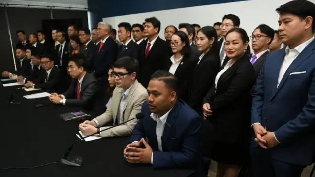 พรรคก้าวไกล