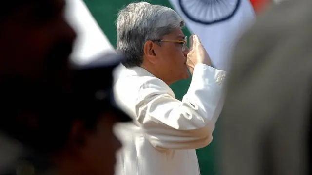 गोपाल कृष्ण गांधी