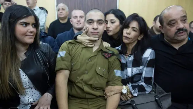 Azaria amejitetea kuwa alikua anajihami katika tukio hilo