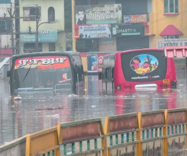 நெல்லை பேருந்து நிலையம்