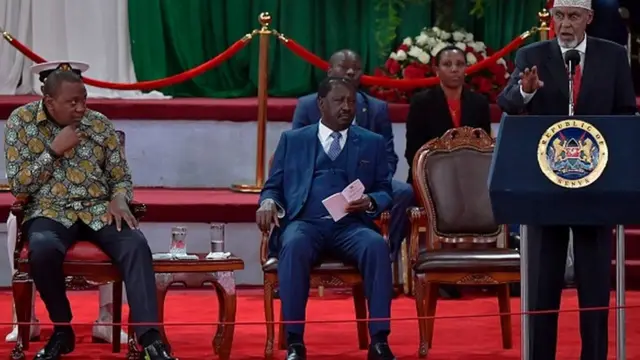 Yusuf Xaaji ayaa hoggaaminayay koox loo xilsaaray ka tala bixinta isbaddleada arrmah siyaasadda Kenya oo doodeeda a ahdda socoto