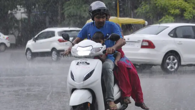 વરસાદની તસવીર