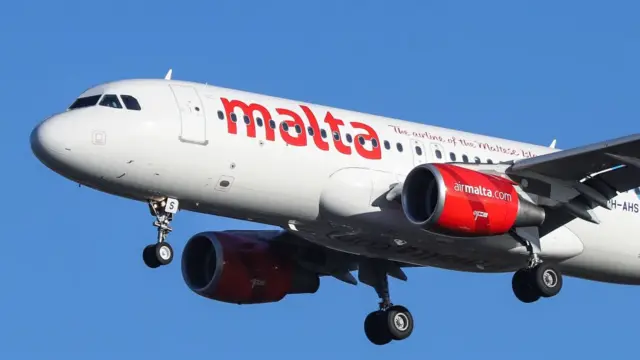 Самолет Air Malta
