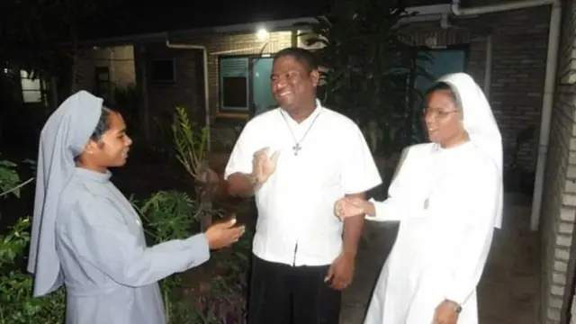 Waria, transgender, ntt, biarawan