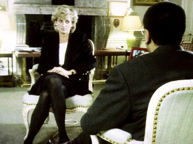 Diana em entrevista à BBC