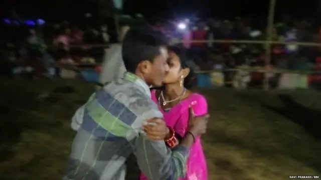 चुंबन प्रतियोगिता