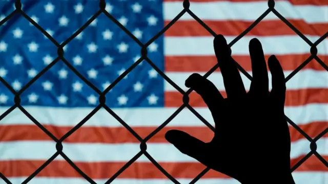 டெல் கணேசன்