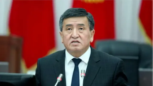 Бийликтеги КСДП атынан шайлоого премьер-министр Сооронбай Жээнбеков барат