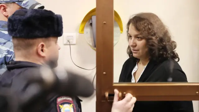 Елена Мисюрина в зале суда