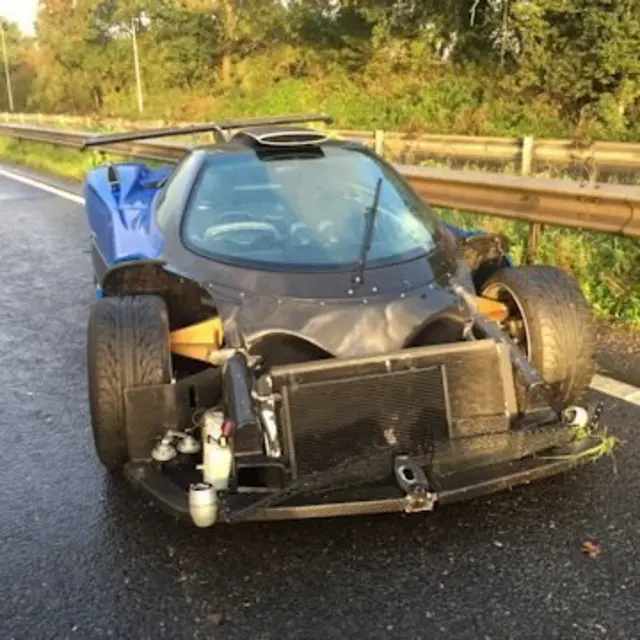 Sussex Polisi kaza yapan araç