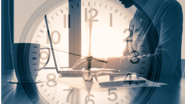 ساعة وامرأة