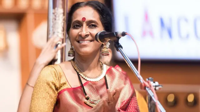 பாம்பே ஜெயஸ்ரீ, இசை, திரைப்படங்கள், பாடகி சைந்தவி, தாமரை
