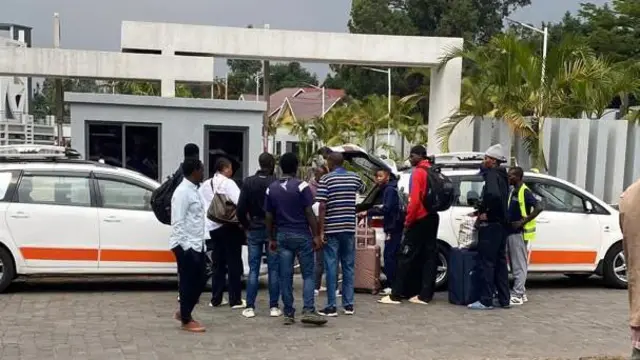 Ku mupaka wa La Corniche ku ruhande rw'u Rwanda habonetse abantu batari benshi cyane bava hakurya i Goma