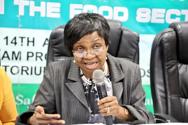 Aworan Ọjọgbọn Mojisola Adeyeye