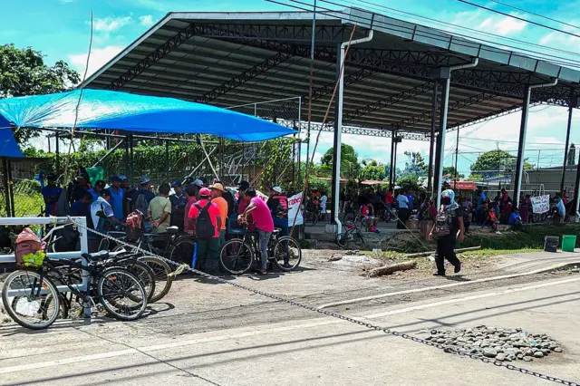 Jornaleros de Bocas del Toro en un bloqueo