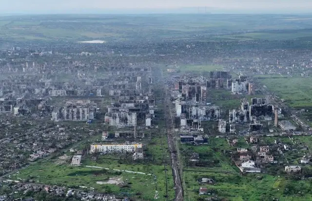 Вид Бахмута з повітря