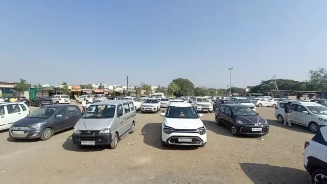 पार्किंग 