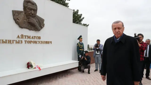 Режеп Таййип Эрдогандын "Ата-Бейит" мемориалдык комплексине барган учуру