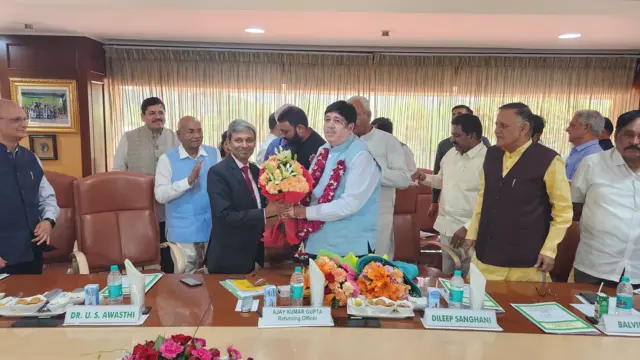 જયેશ રાદડિયા, દિલીપ સંઘાણી, ઇફ્કો, પાટીલ, ભાજપ, બિપીન ગોતા