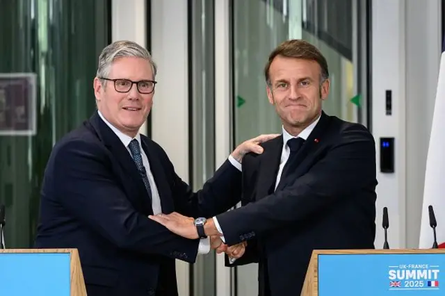 سټارمر او مکرون