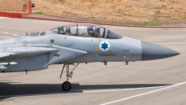 طائرة ماكدونيل دوغلاس إف-15دي إيجل باز تابعة لسلاح الجو الإسرائيلي، قاعدة تل نوف الجوية، إسرائيل.