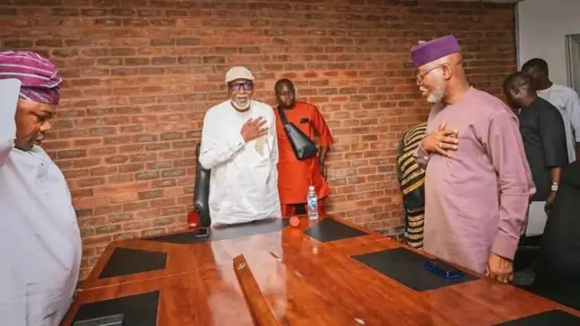 Aworan Aiyedatiwa ati Akeredolu nigba aye rẹ