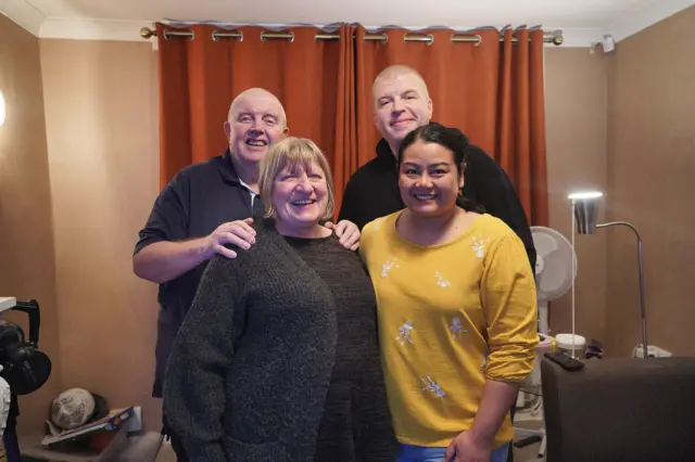 เฟิร์นและครอบครัวสามี