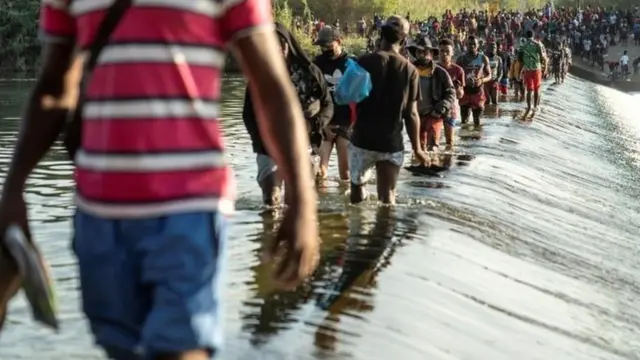 migrantes el Del Río
